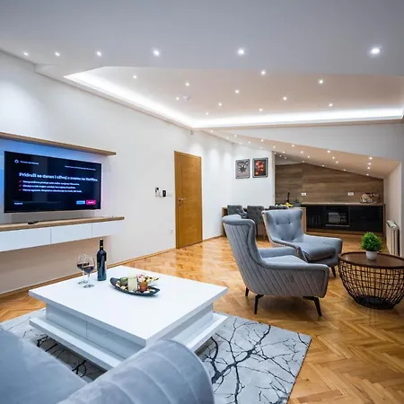 Avila * サラエヴォ