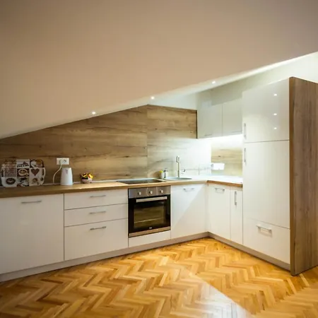 Апартаменты Avila *