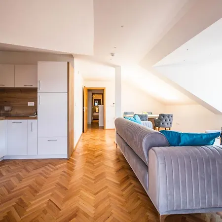 Avila Apartment