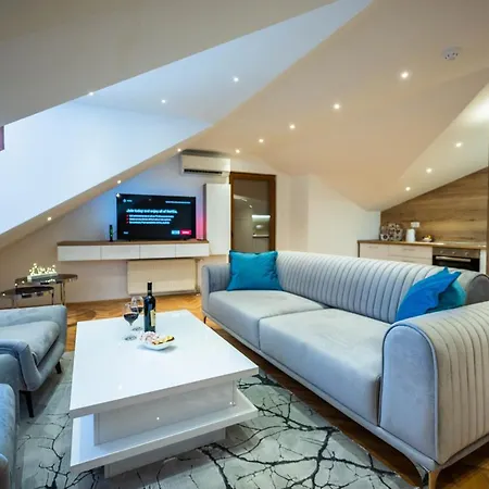 Avila * サラエヴォ